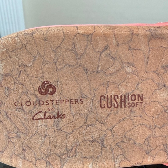 Clarks Cloudsteppers Coral Women's Sandals Size 10. - Picture 7 of 9